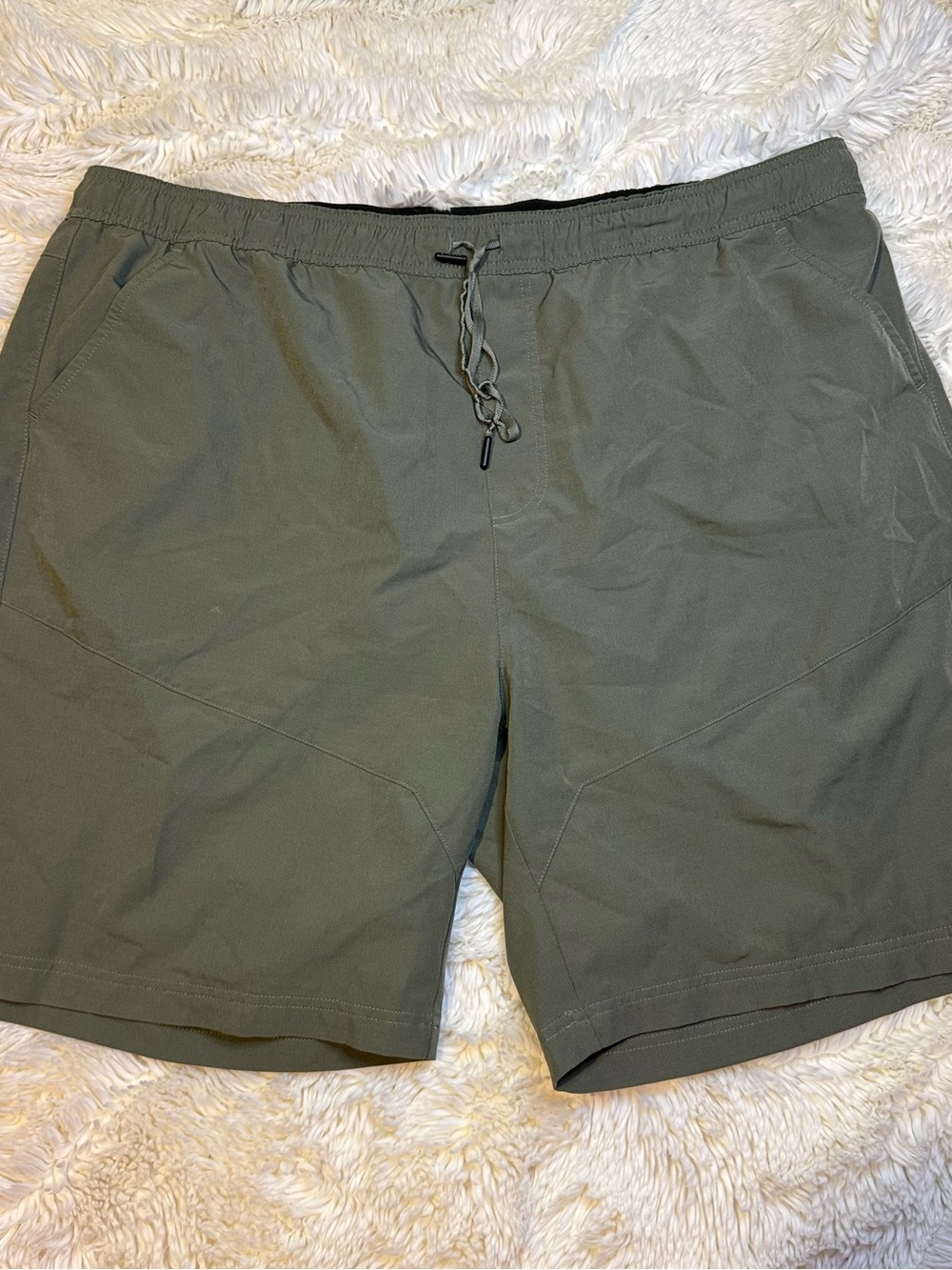 Gerry Mens 3XL Olive Green Hybrid Shorts no liner 9” inseam